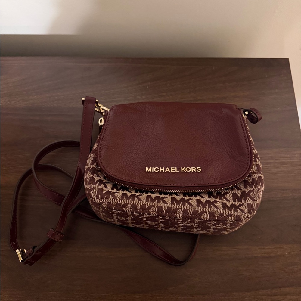 Michael Kors Crossbody Bag